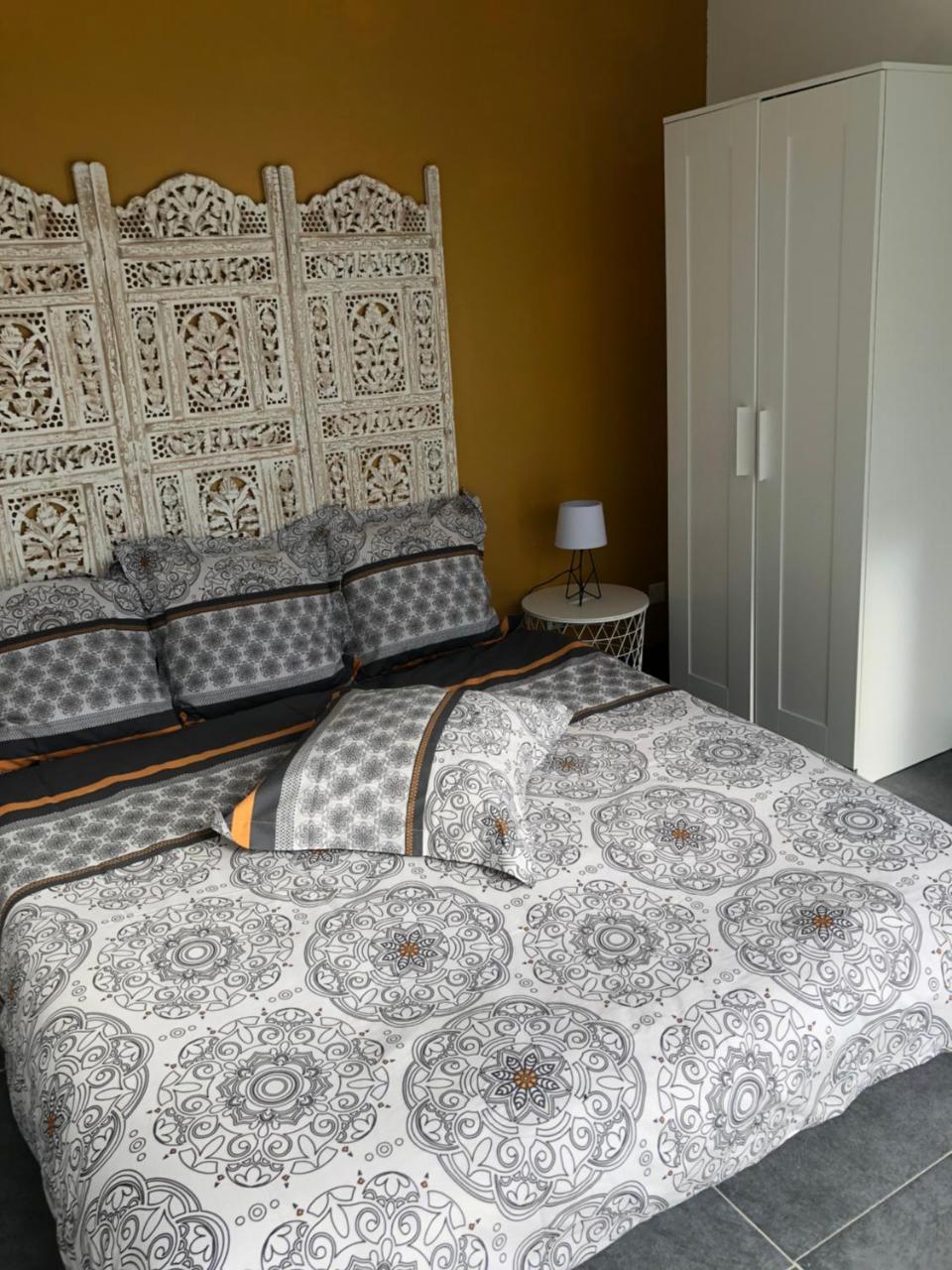 Chez Frederique Et Jean-Claude Hotel Les Taillades Bagian luar foto